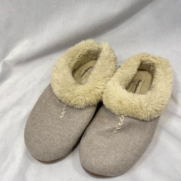 Dearfoams woman’s memory foam clog slip on house slippers size 7-8 - Picture 1 of 5